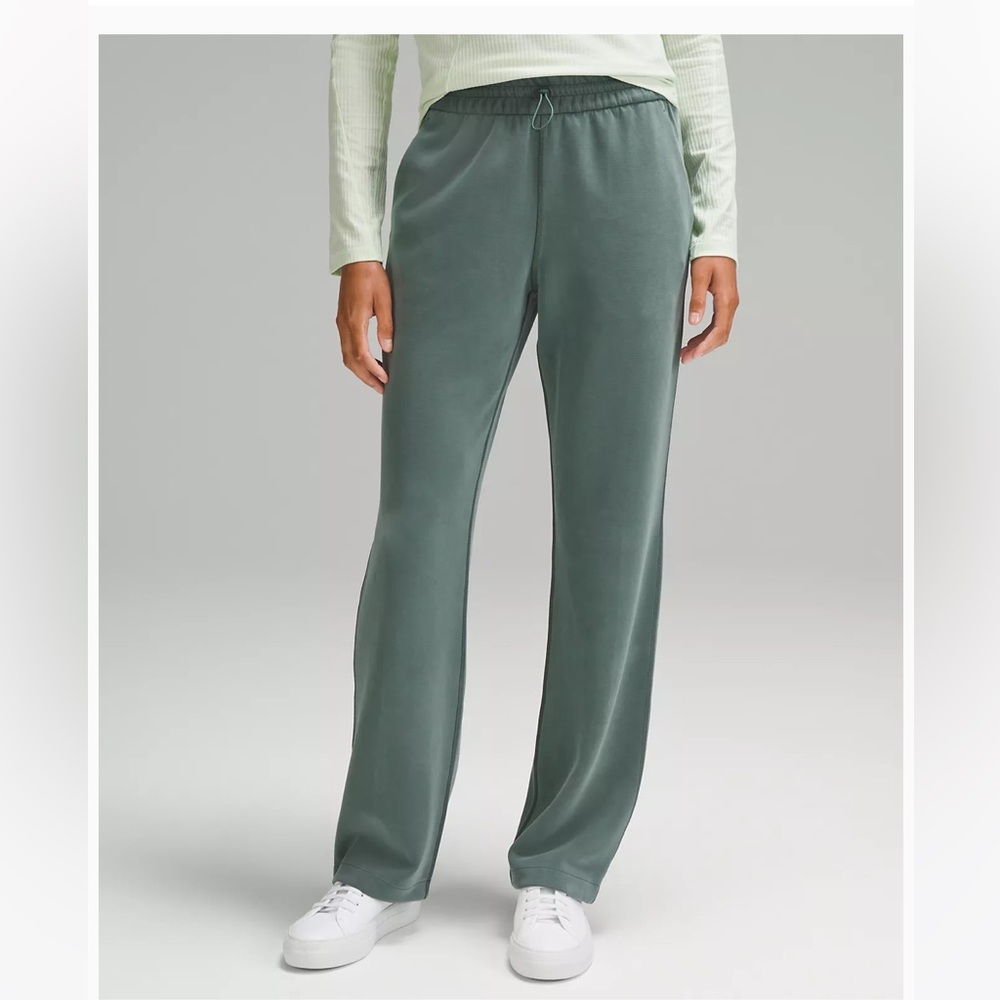 Lululemon Green Softstream Pants